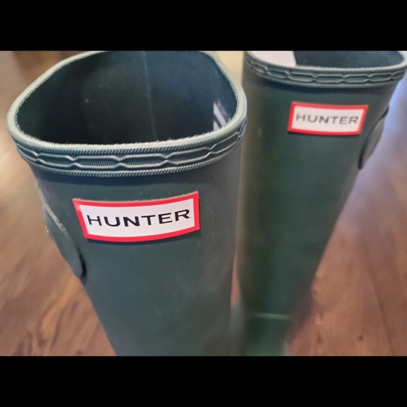 Green Hunter Rainboots - Picture 3 of 4